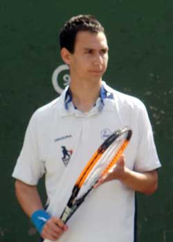 Adrian Allueva, frontenis.